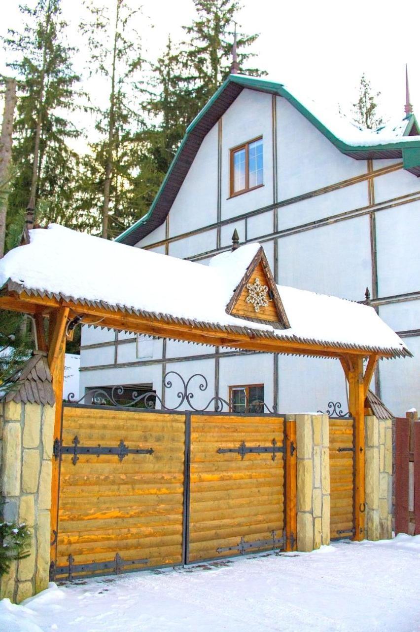 Hotel Galushko マイコリチン エクステリア 写真