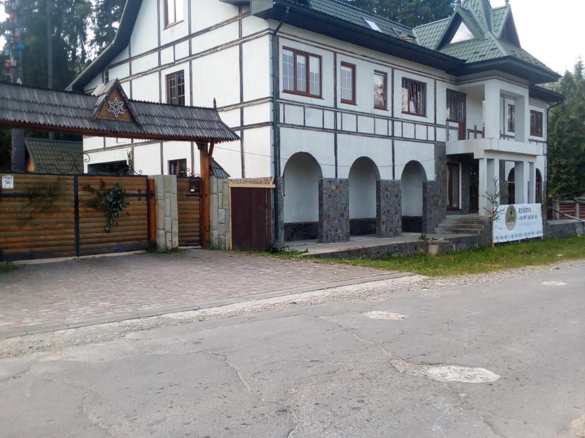 Hotel Galushko マイコリチン エクステリア 写真